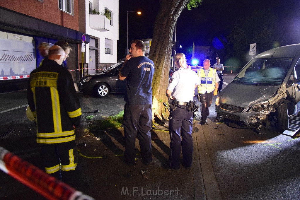 Schwerer VU PKW Rad Koeln Deutz Giessenerstr Betzdorferstr P110.JPG - Miklos Laubert